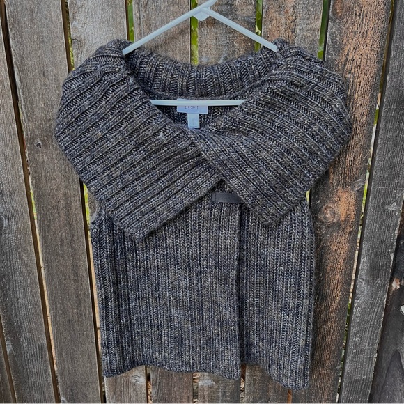 Ann Taylor Loft Chunky Knit Wool Blend Fold Over Collar Sweater Vest Sz S - Picture 10 of 12